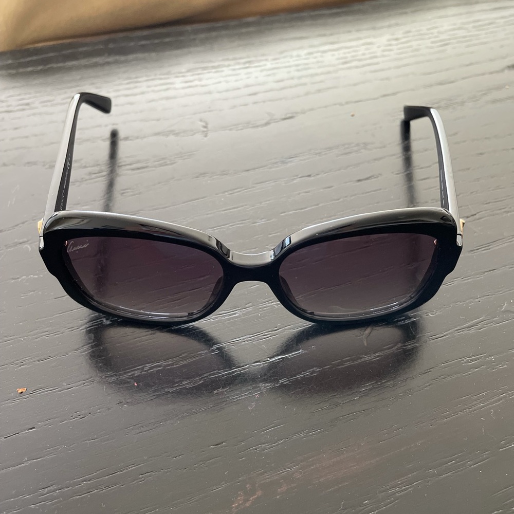 Gucci sunglasses